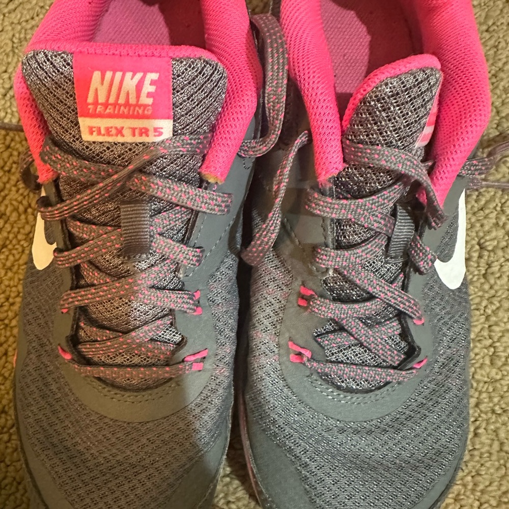 Nike Running Shoes Pink and Grey